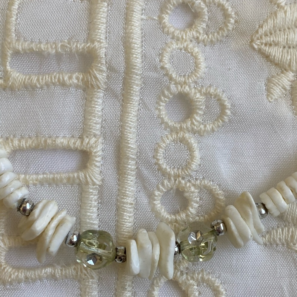 Puka Shell necklace - Picture 3 of 4